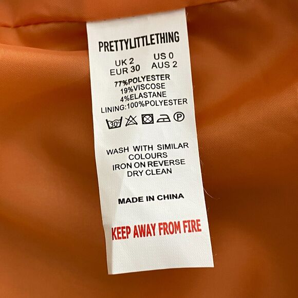 PrettyLittleThing Two Button Blazer Women's Size 0 - Picture 4 of 7